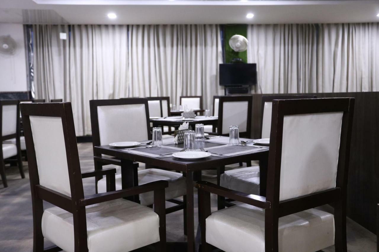 Diwan Hotel And Restaurant Surkhi Exterior foto
