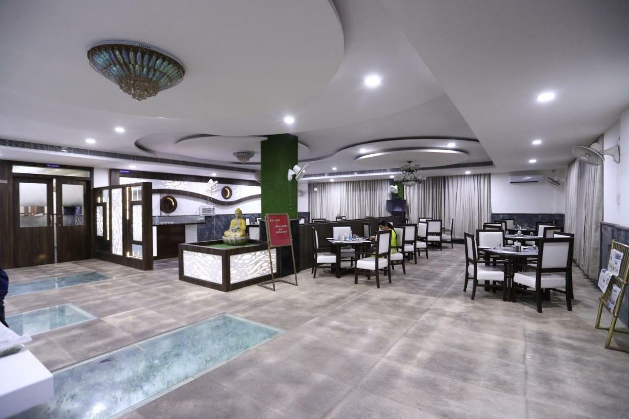 Diwan Hotel And Restaurant Surkhi Exterior foto